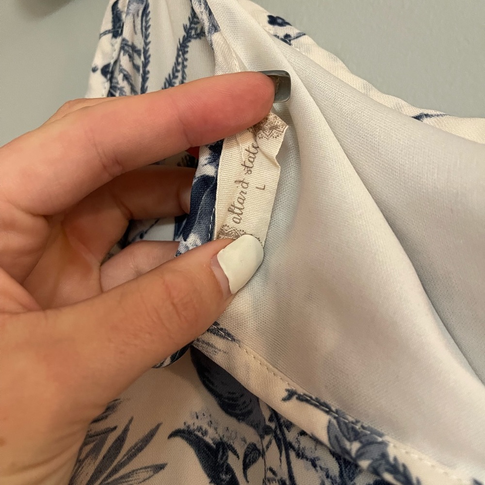 Blue and White Altar’d State Romper - Picture 6 of 7